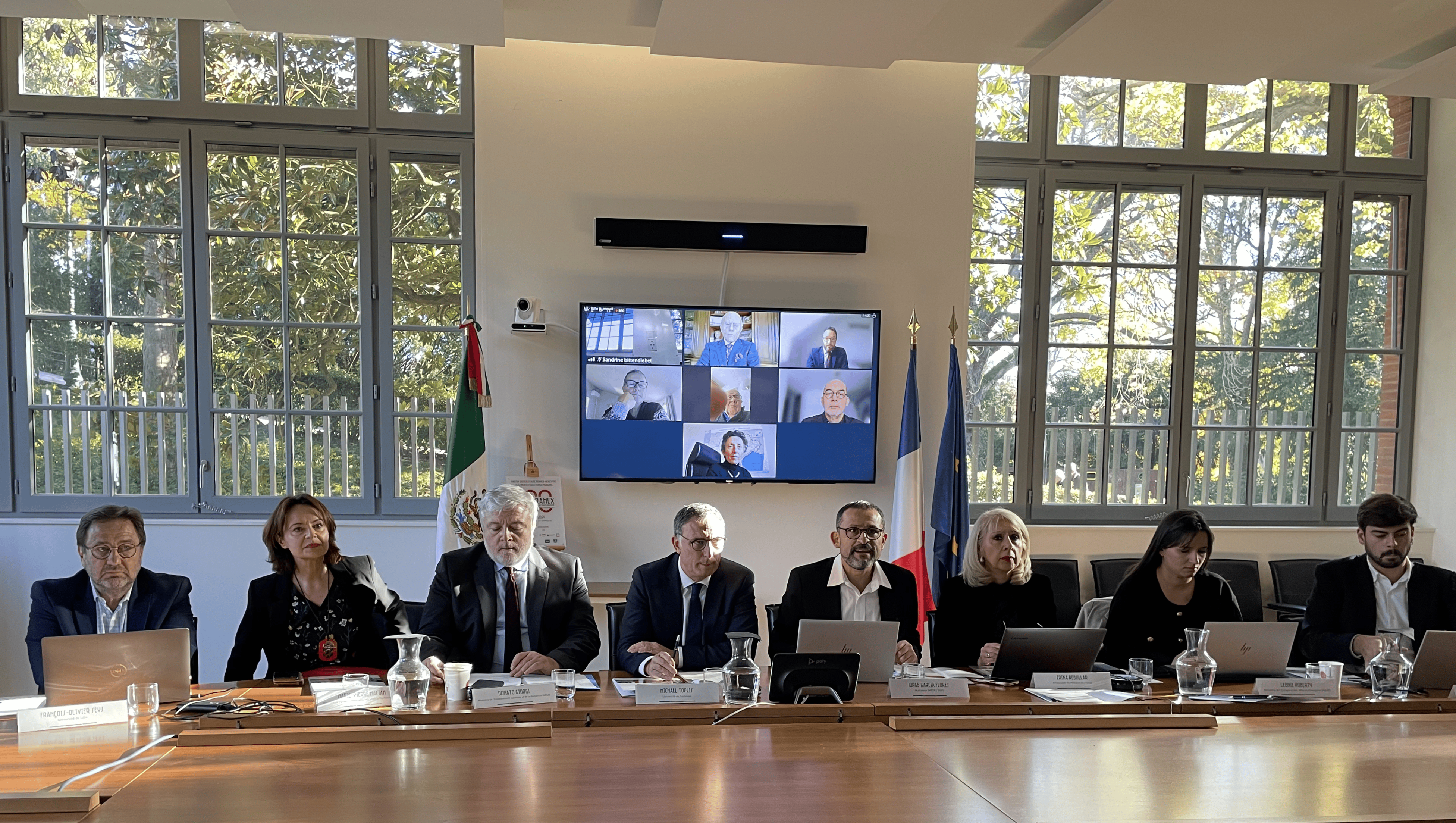 20-ans-photo-podium-inauguration